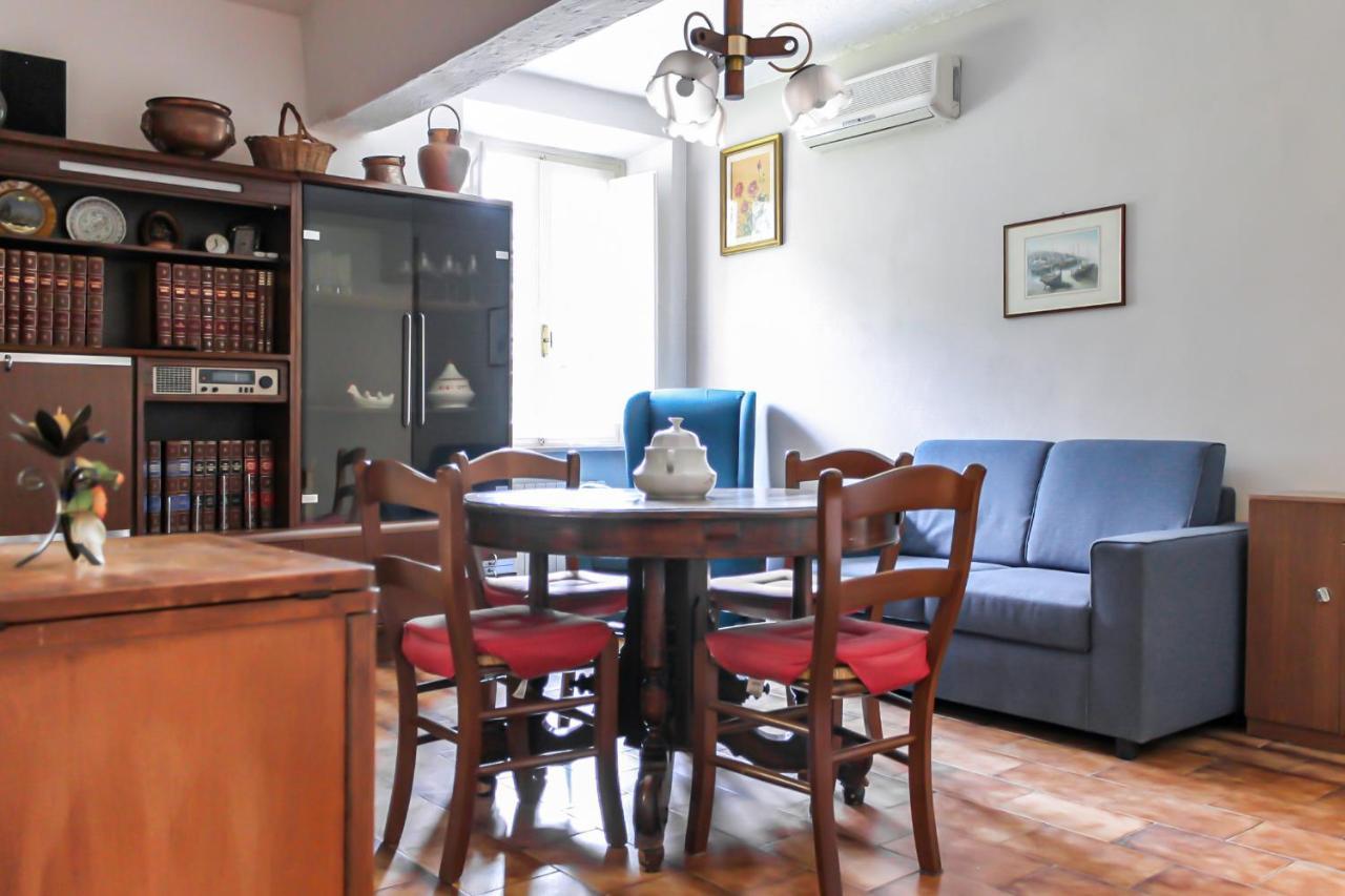 Appartamento Santa Chiara - Affitti Brevi Italia Λούκα Εξωτερικό φωτογραφία